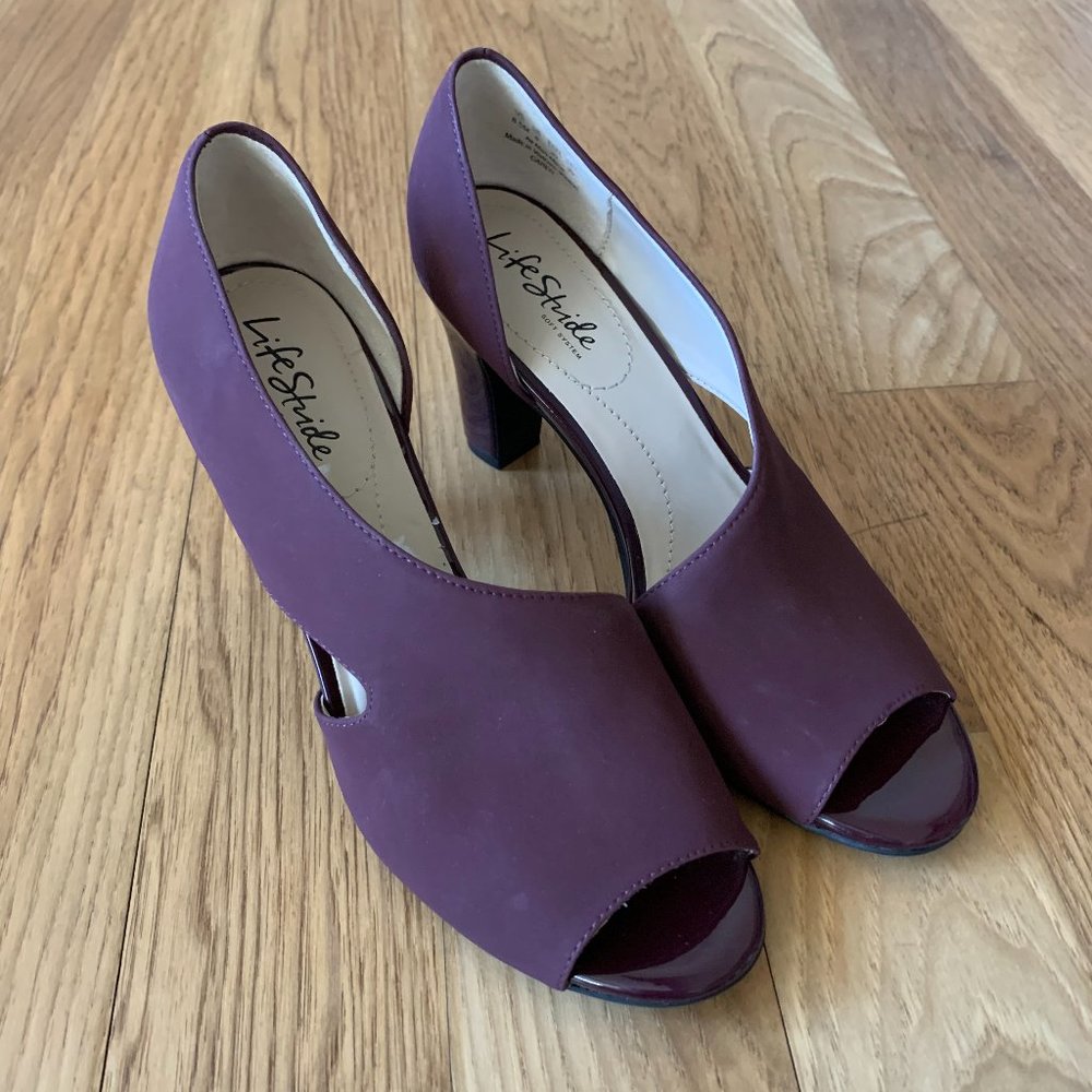 Life Stride Soft System Maroon Colored Heels - Women's Size 8 1/2M
